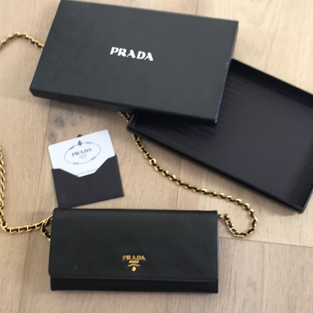 Prada bag !! Shoulder Wallet size bag super cute